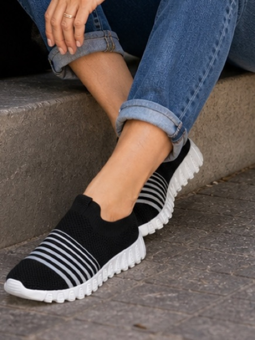 Bernie Mev Wylie Sock-Knit Sneakers Black White Stretch Comfort EU38 US7.5-8 NWT